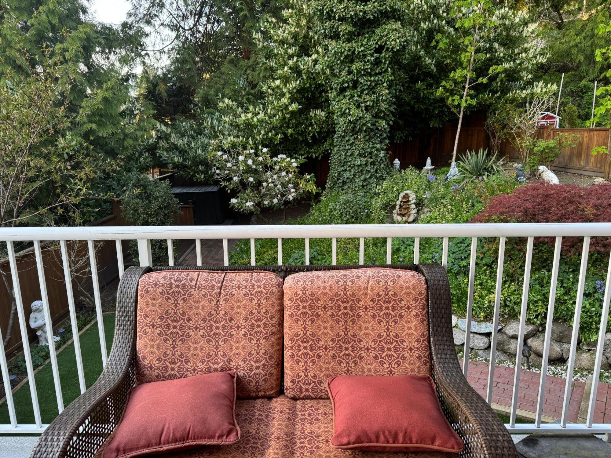 Beautiful Modern Suite North Vancouver Exterior foto
